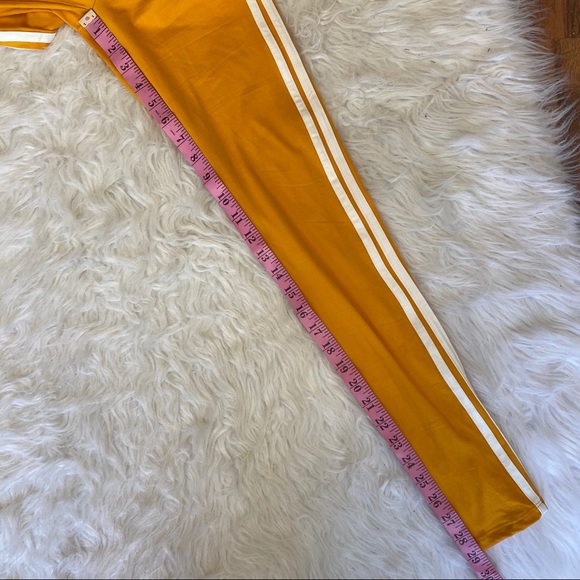 🔥SOLD🔥 Marci Varsity Stripe Leggings Golden Yellow XS - Picture 13 of 14